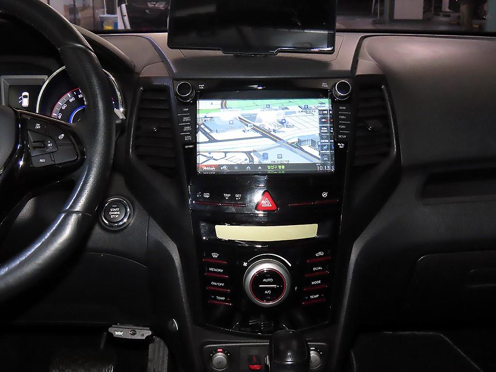 Ssangyong Tivoli - Vista 11