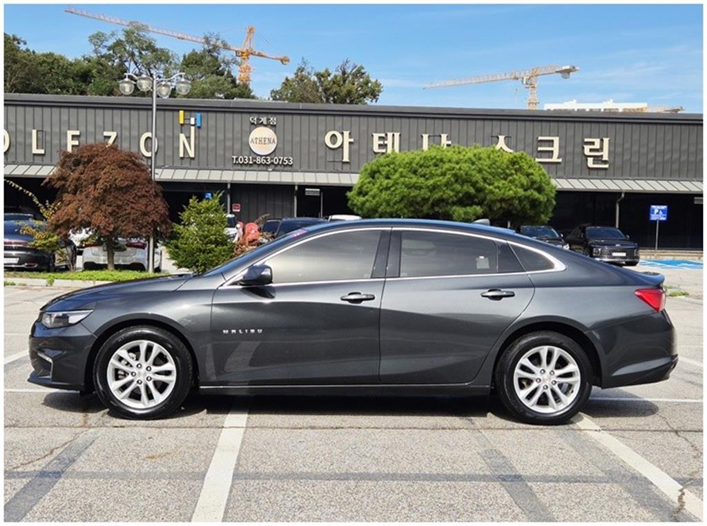 Chevrolet Malibu - Vista 4