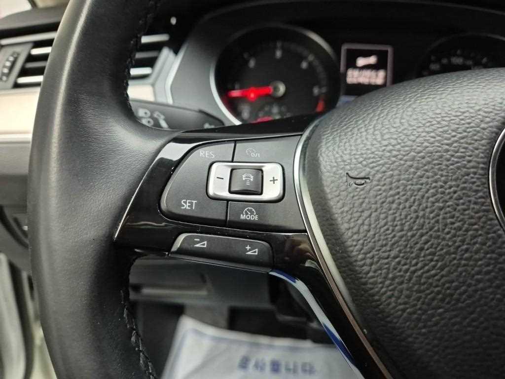 Volkswagen Passat 2018 Blanco - Importación desde Corea - HF Imports Iquique - Foto 15