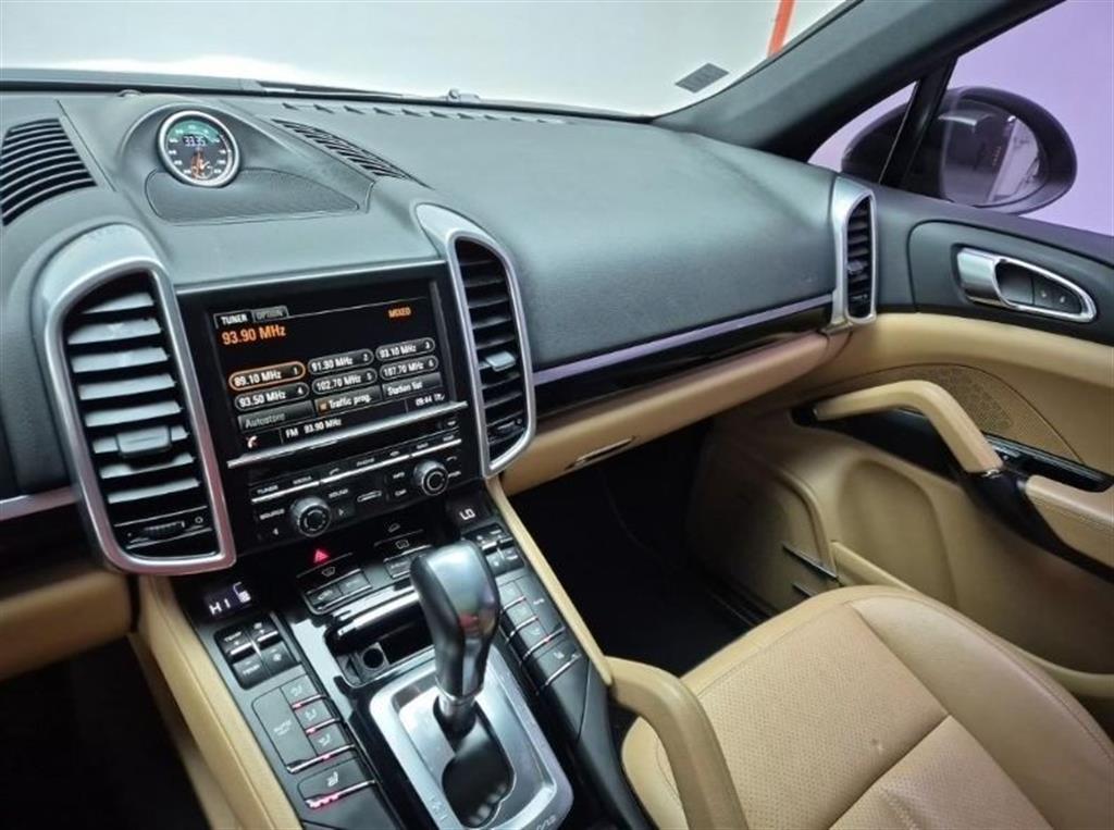 Porsche Cayenne - Vista 10