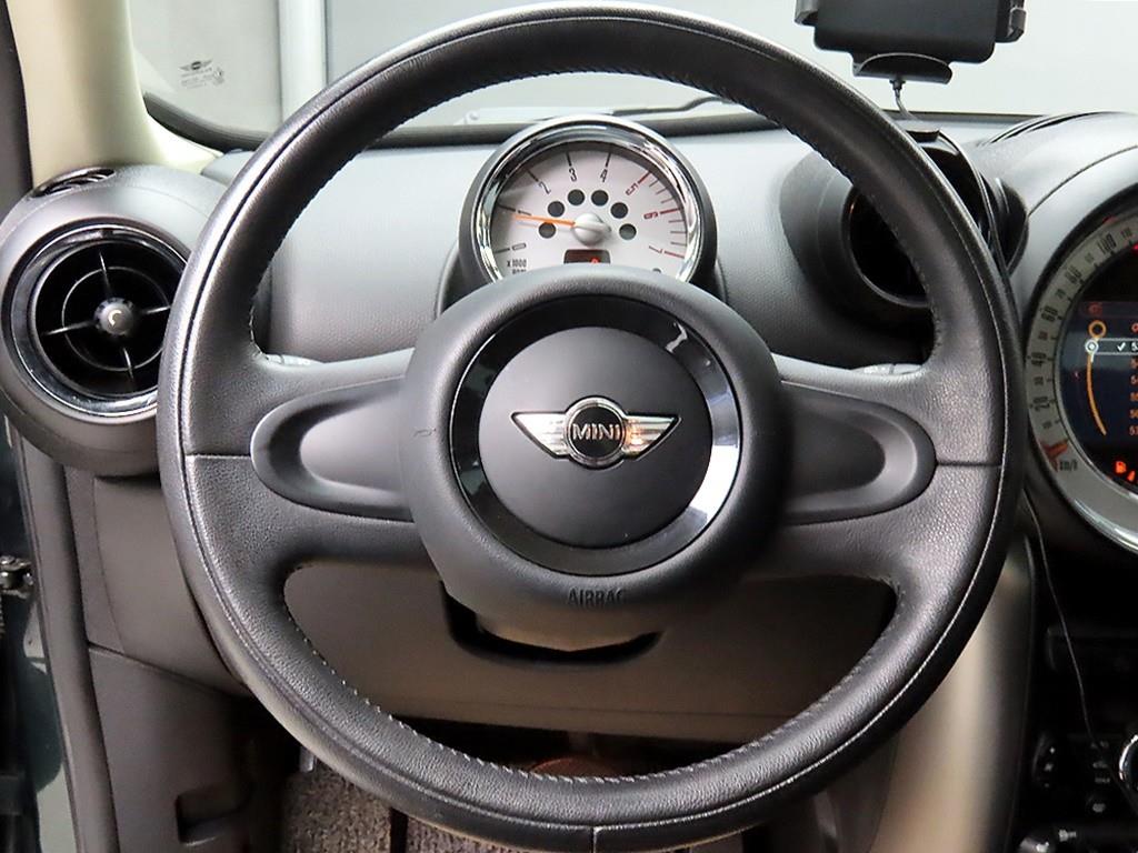 Mini Countryman - Vista 9