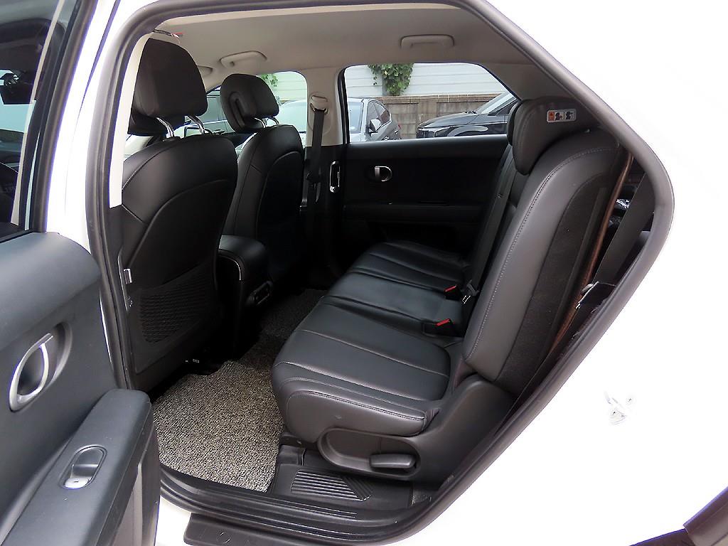 HYUNDAI Ioniq 5 - Vista 6