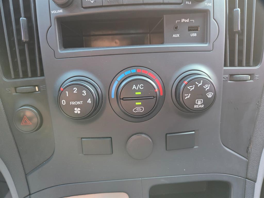 HYUNDAI Starex - Vista 12