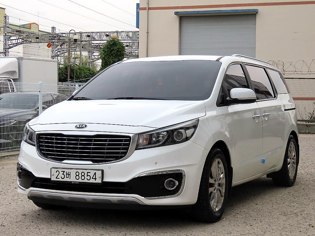 KIA Carnival - Vista 2