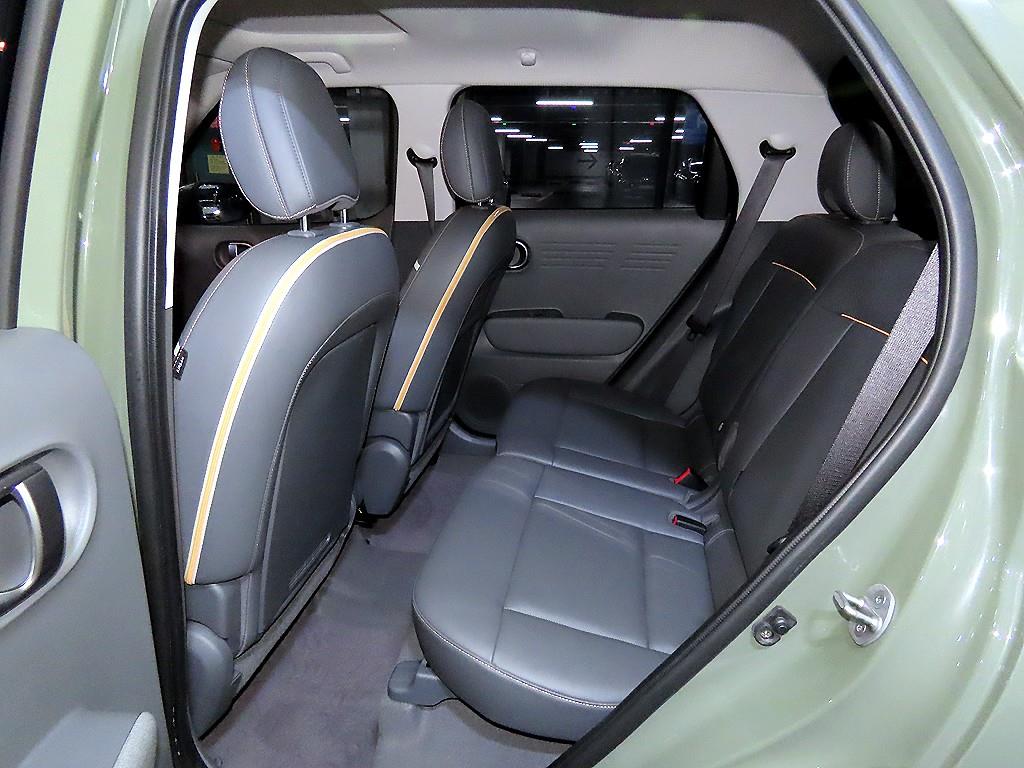 HYUNDAI Casper - Vista 7