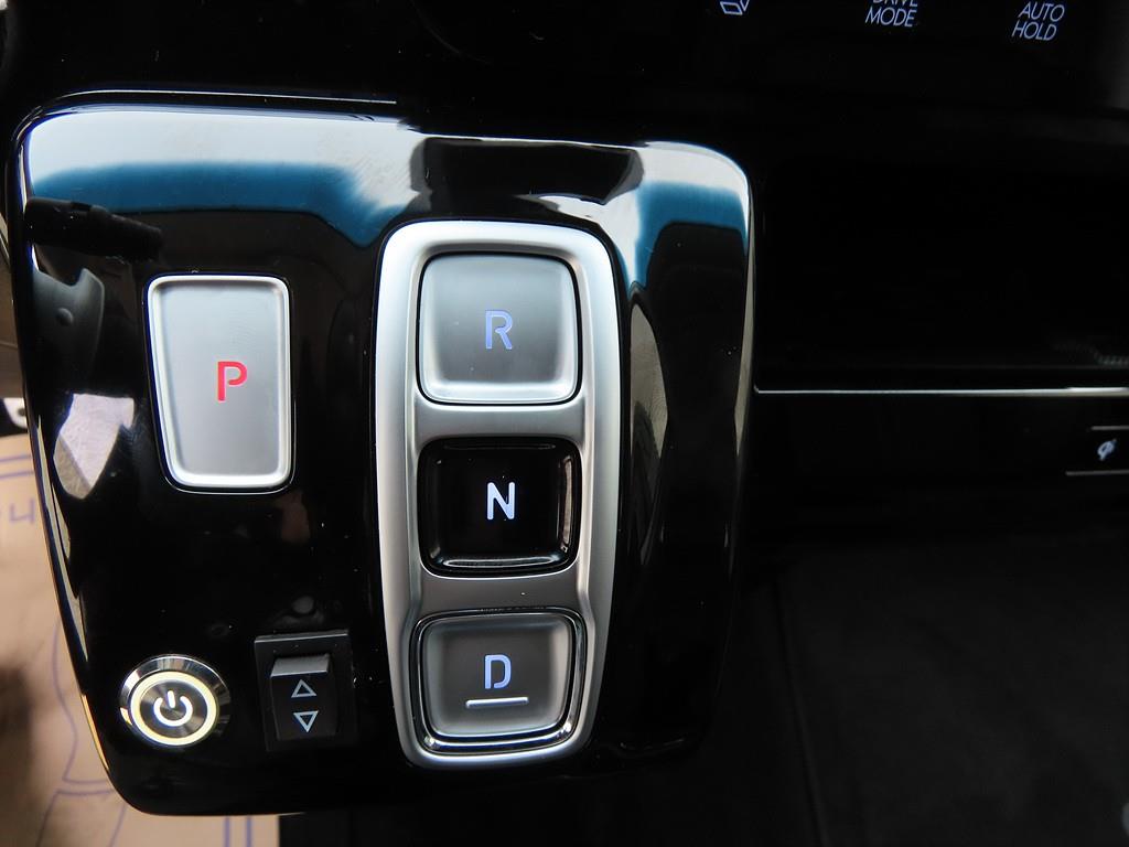 HYUNDAI Staria - Vista 12