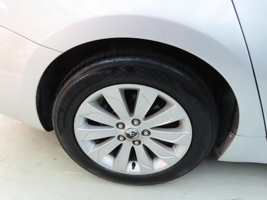 KIA K7 2011 Plateado - Importación desde Corea - HF Imports Iquique - Foto 20