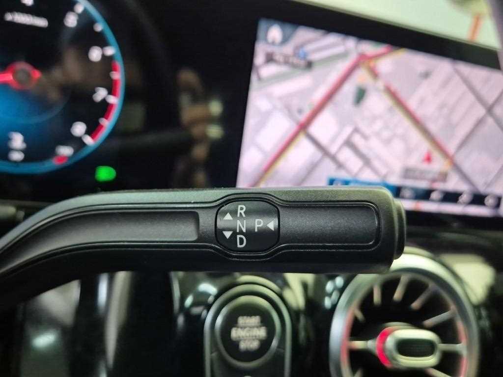 Mercedes Benz GLA Class - Vista 8