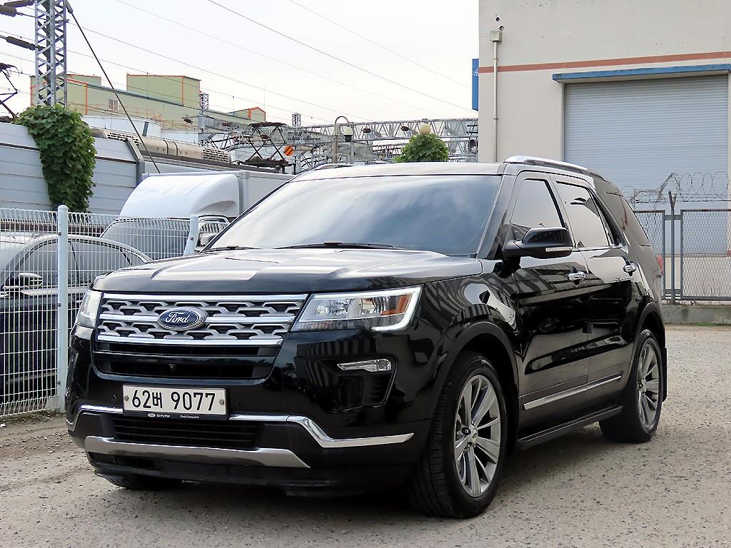 Ford Explorer - Vista 2