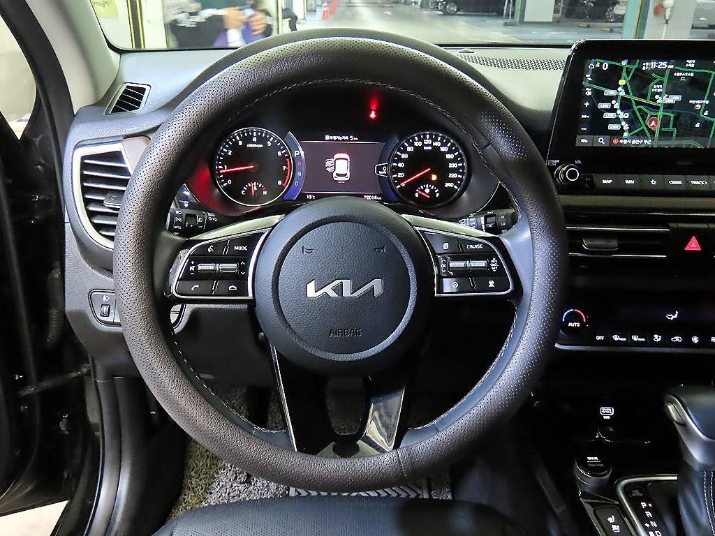 KIA Seltos - Vista 8