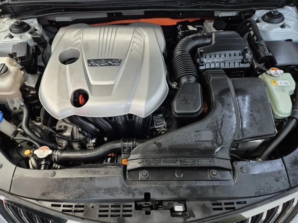 HYUNDAI Grandeur - Vista 5