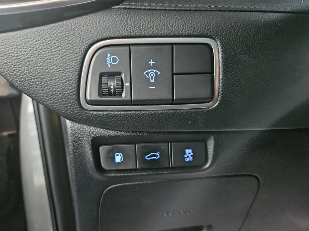 HYUNDAI Grandeur - Vista 12