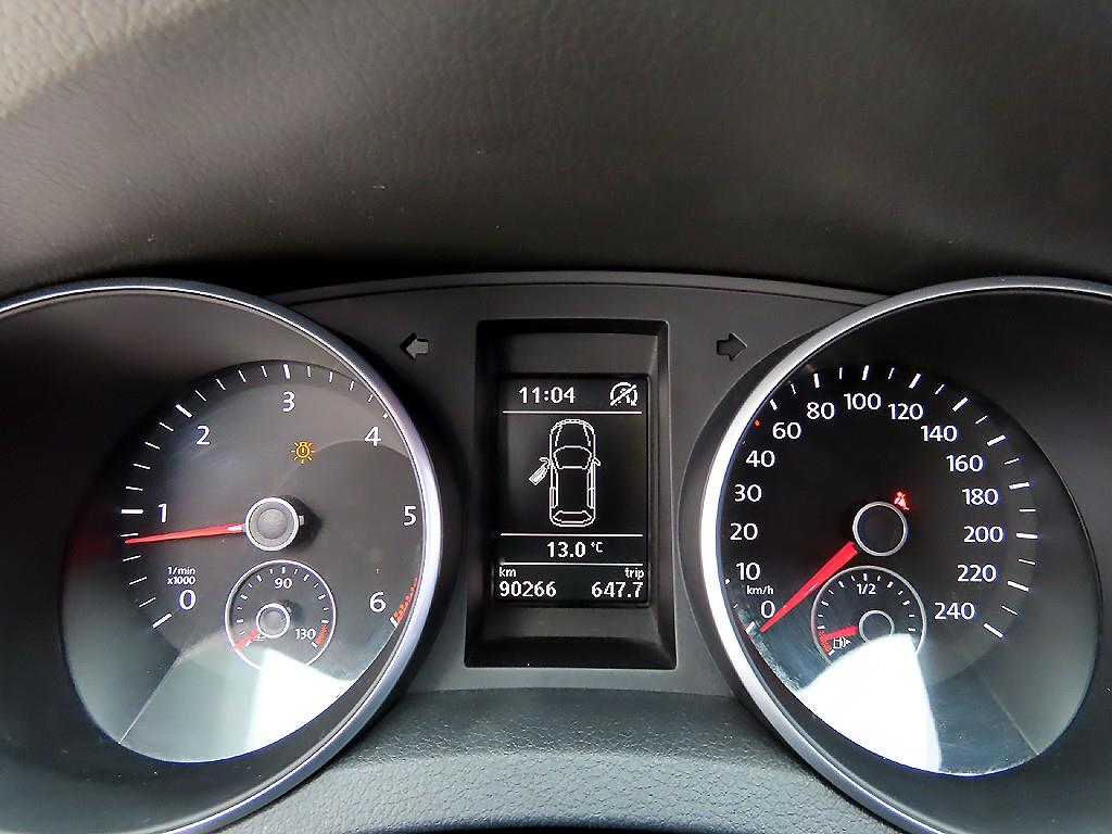 Volkswagen Golf - Vista 9