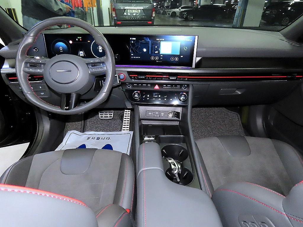 HYUNDAI Sonata - Vista 10