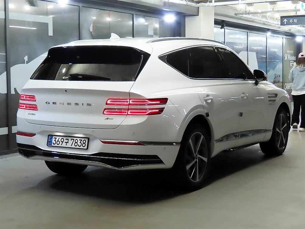 Genesis GV80 - Vista 4