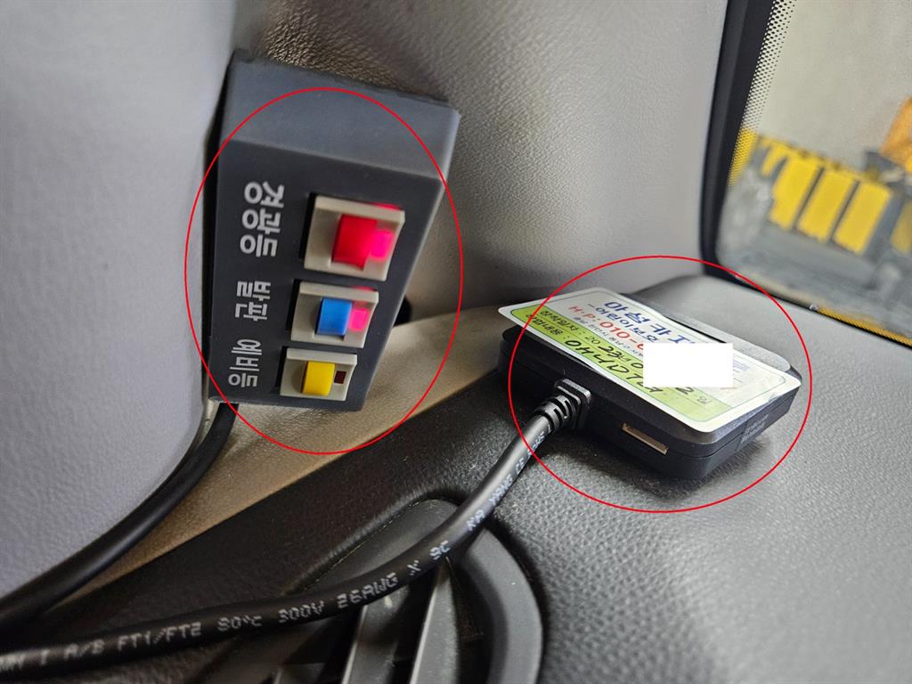 HYUNDAI Starex - Vista 9