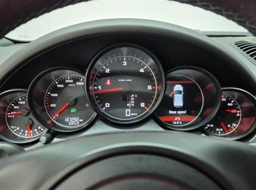 Porsche Cayenne - Vista 6