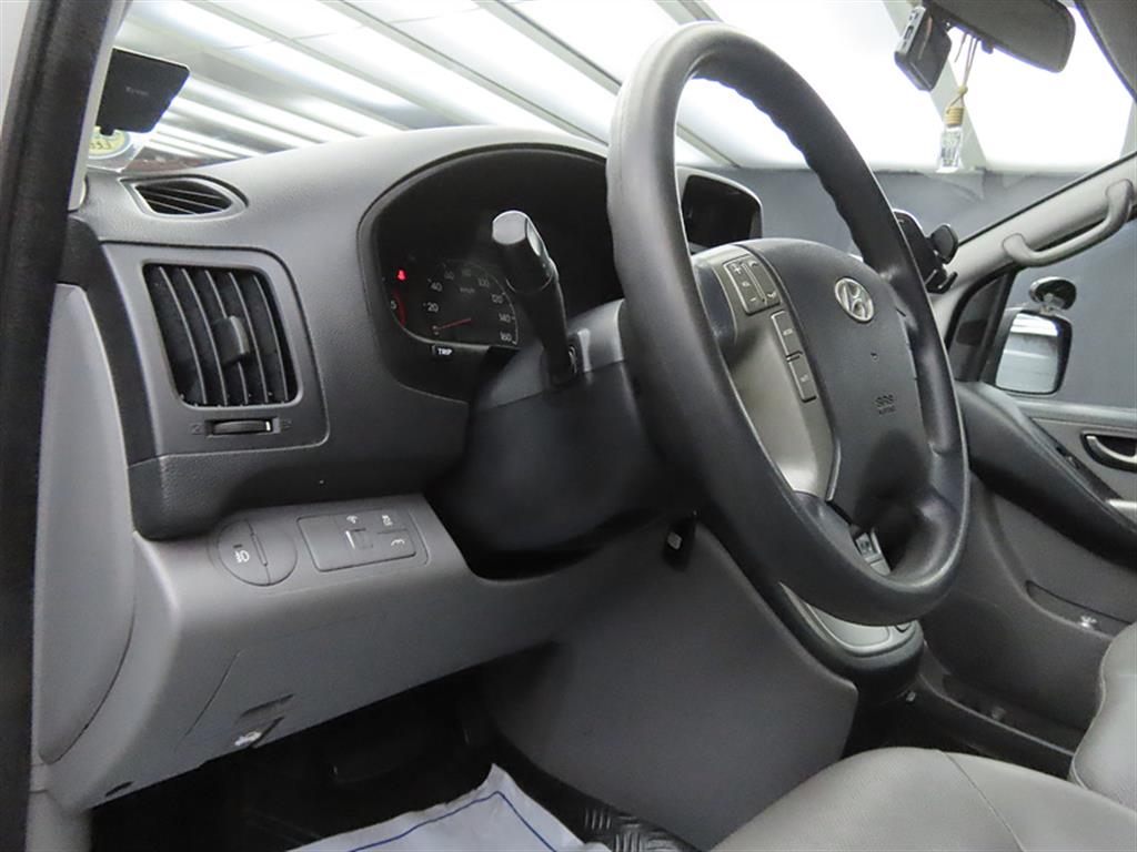 HYUNDAI Starex 2014 Gris - Importación desde Corea - HF Imports Iquique - Foto 13