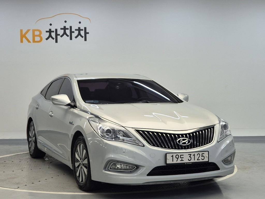 HYUNDAI Grandeur - Vista 4