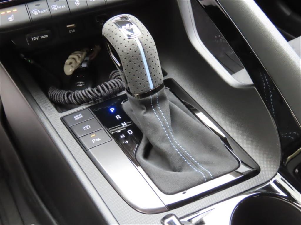 HYUNDAI Avante - Vista 11