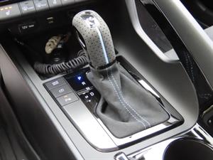 HYUNDAI Avante - Vista 12