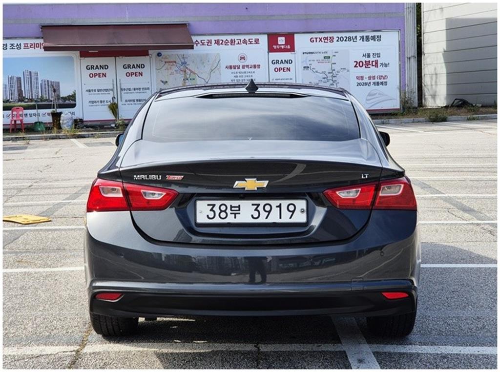 Chevrolet Malibu - Vista 5