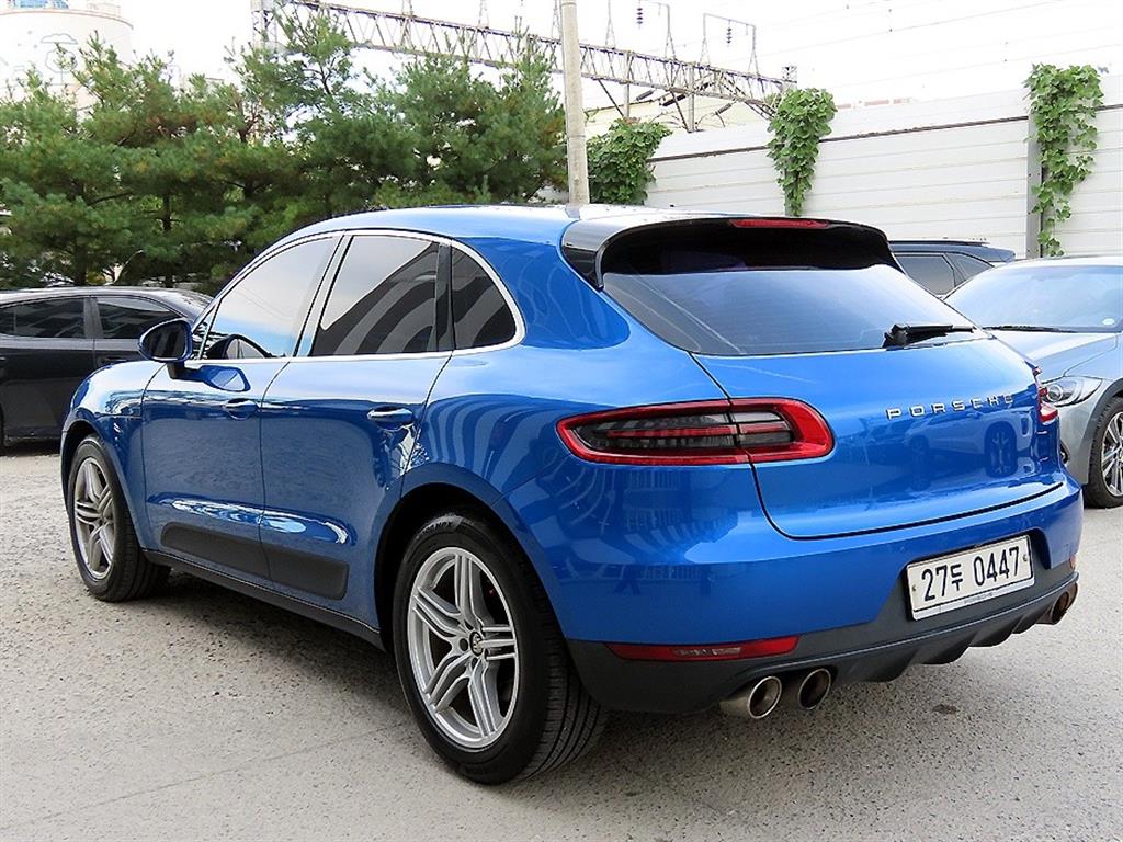 Porsche Macan - Vista 3