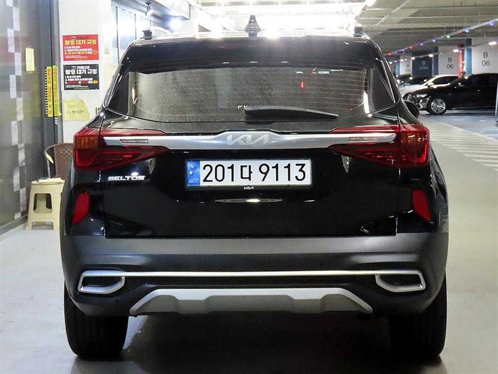 KIA Seltos - Vista 5