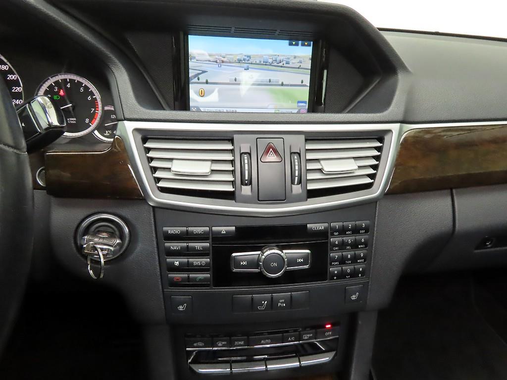 Mercedes Benz E class - Vista 9