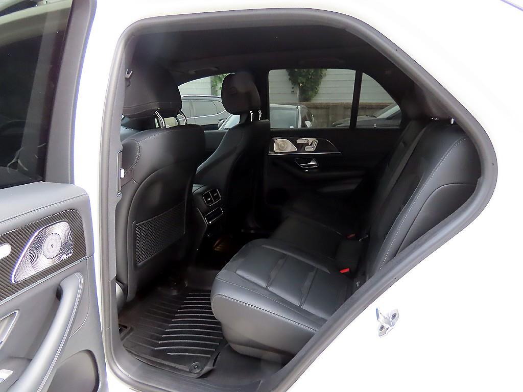 Mercedes Benz GLE Class - Vista 6