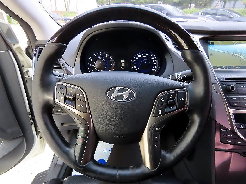 HYUNDAI Grandeur - Vista 8