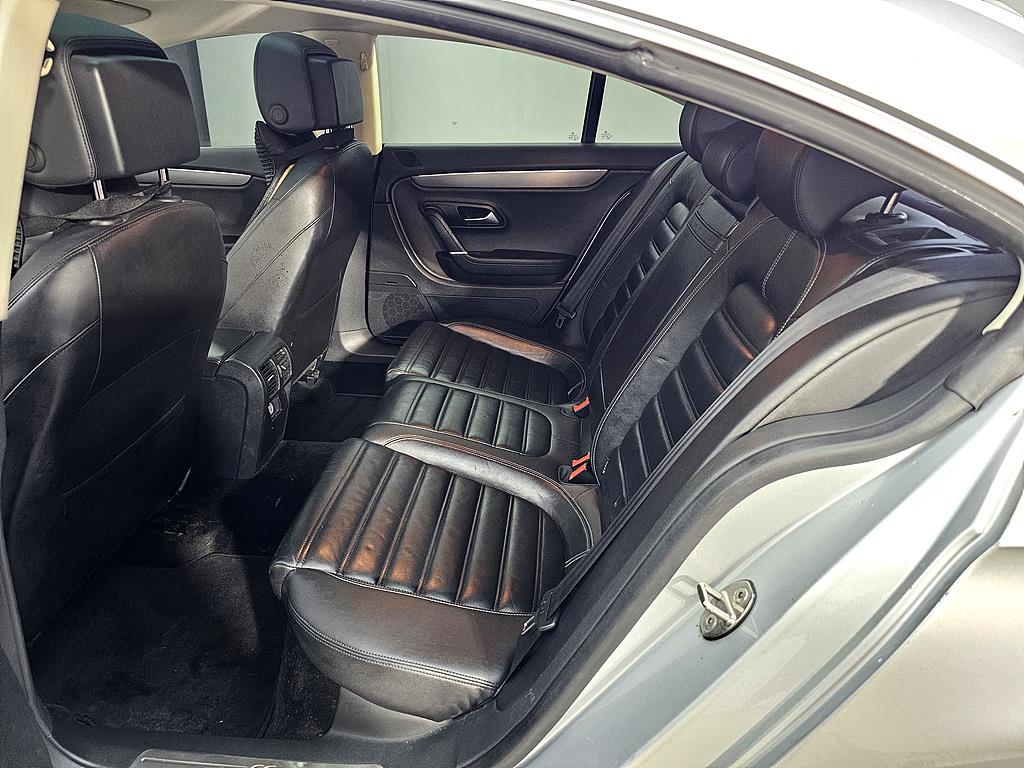 Volkswagen CC - Vista 9