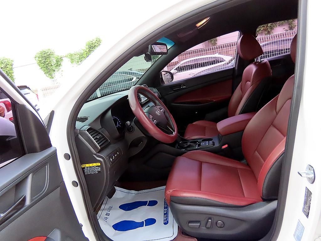 HYUNDAI Tucson - Vista 5