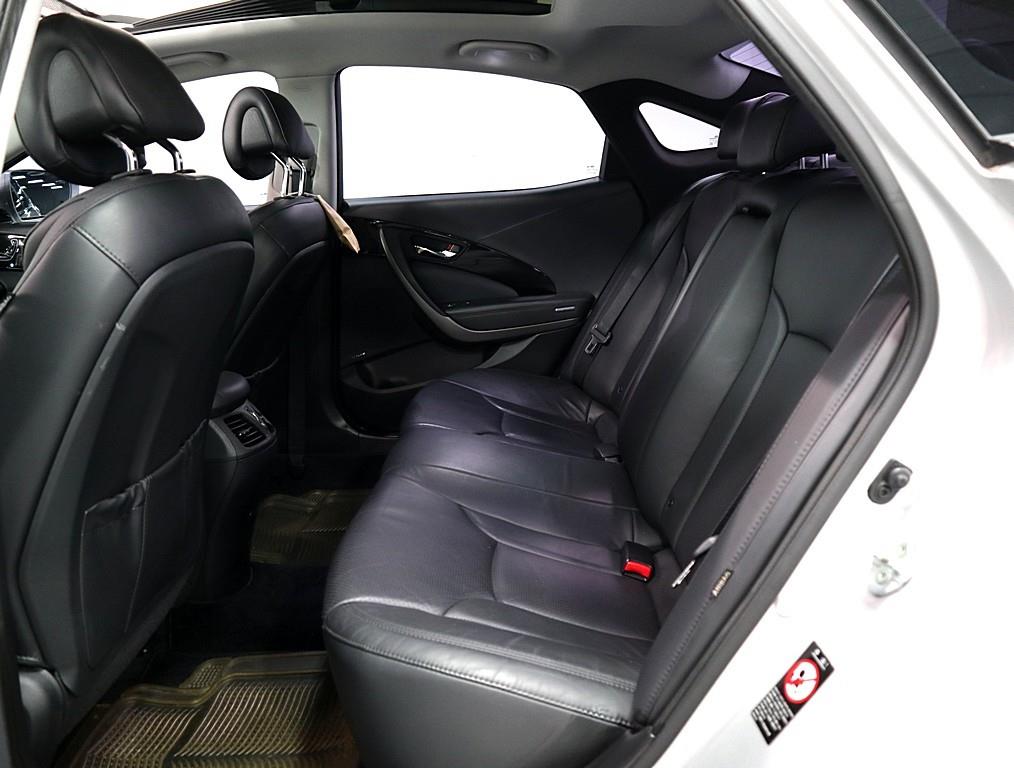 HYUNDAI Grandeur - Vista 11