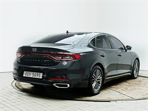 HYUNDAI Grandeur - Vista 8