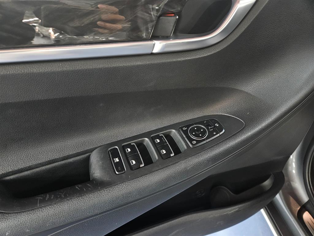 HYUNDAI Grandeur 2018 Gris - Importación desde Corea - HF Imports Iquique - Foto 13