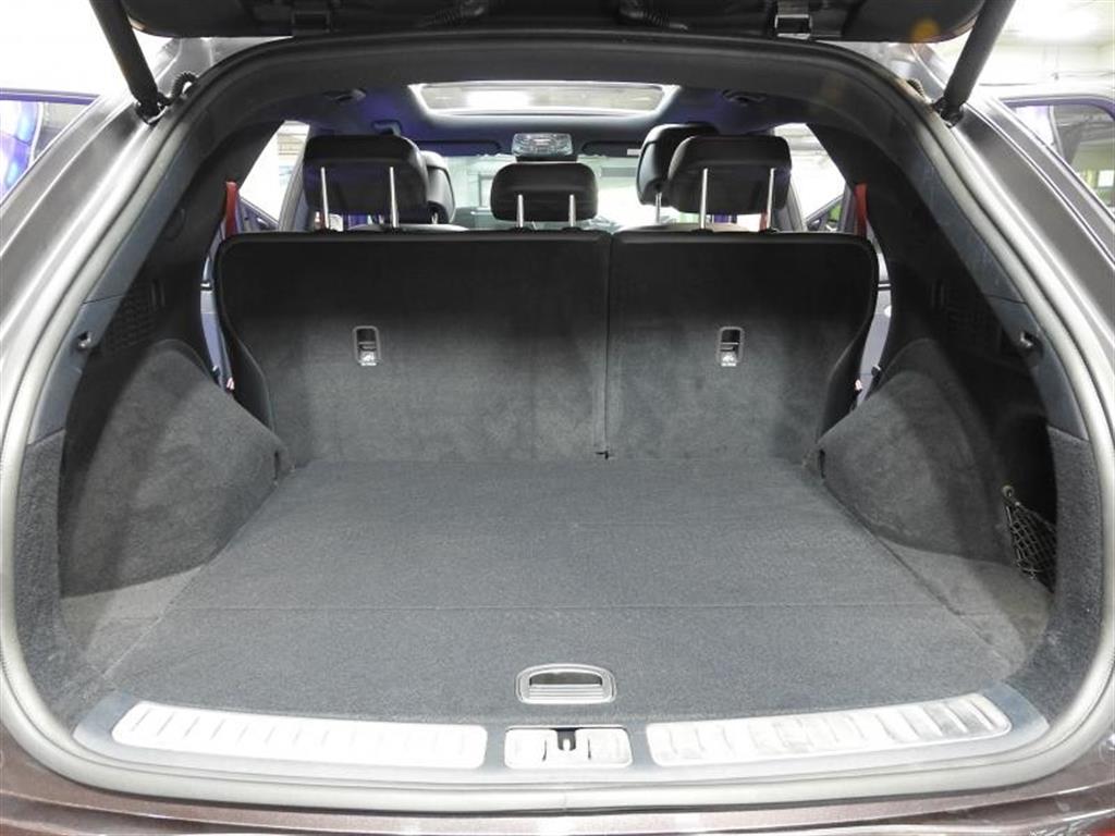 Genesis GV70 - Vista 5