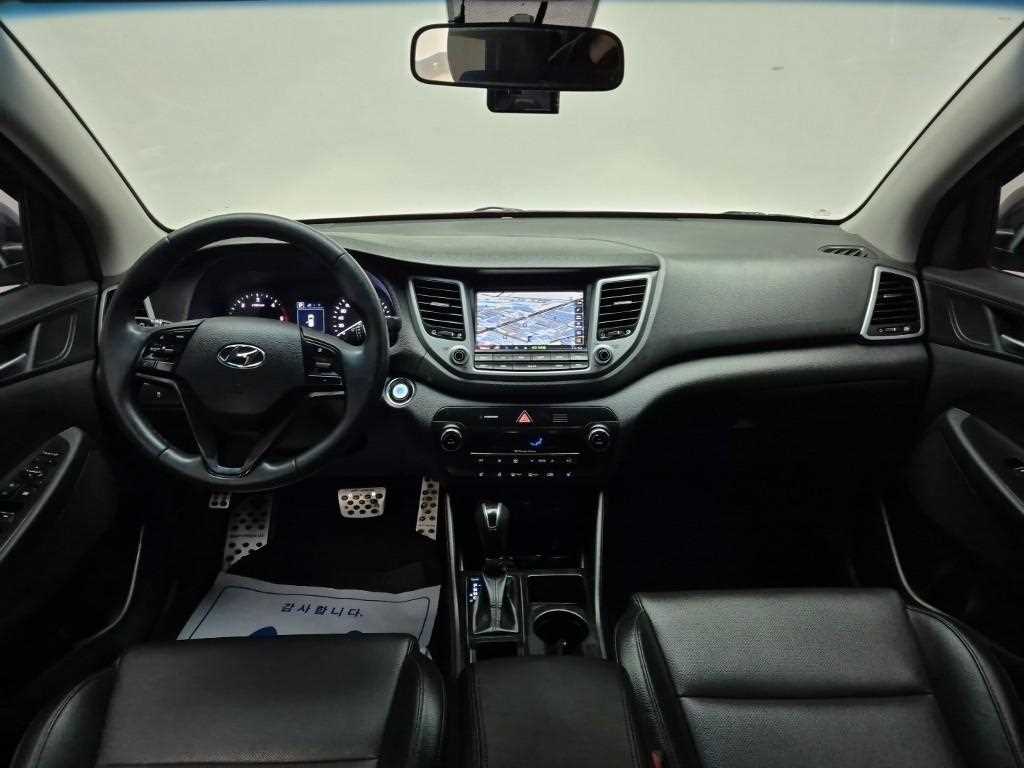 HYUNDAI Tucson - Vista 7