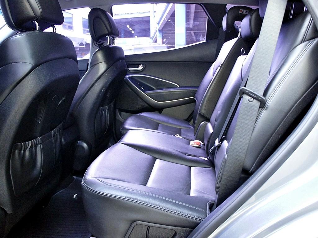 HYUNDAI Santa Fe - Vista 11