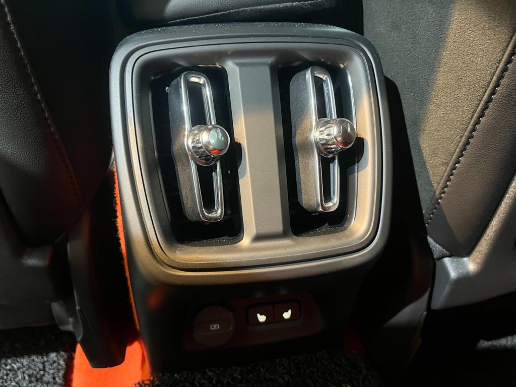 Volvo XC40 2021 Blanco - Importación desde Corea - HF Imports Iquique - Foto 18