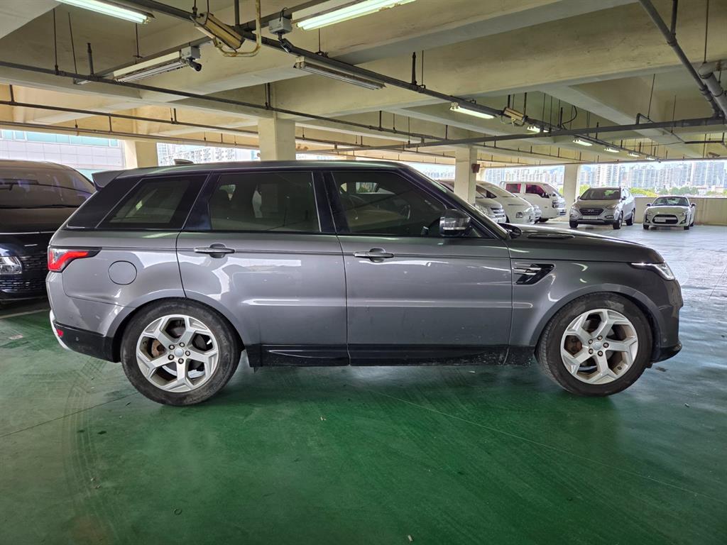 Land Rover Range Rover Sports - Vista 5