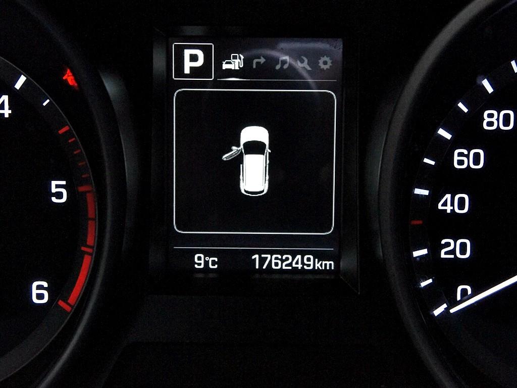 HYUNDAI Santa Fe 2018 Gris - Importación desde Corea - HF Imports Iquique - Foto 9