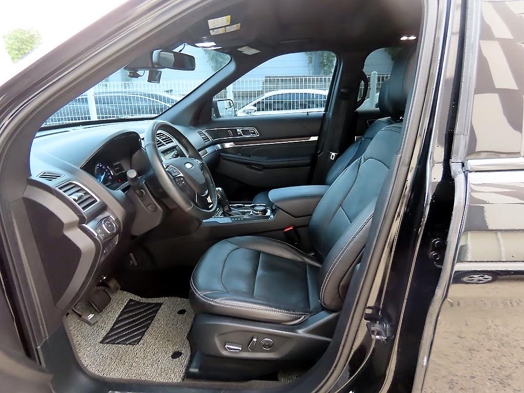 Ford Explorer - Vista 5