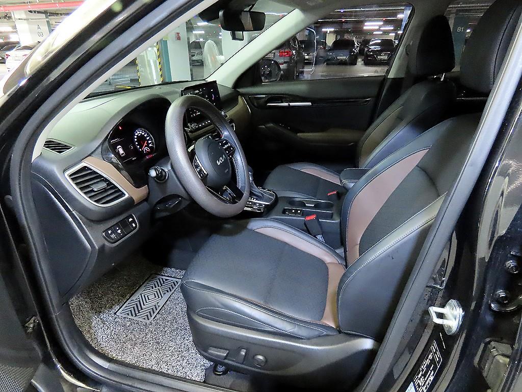 KIA Seltos - Vista 6