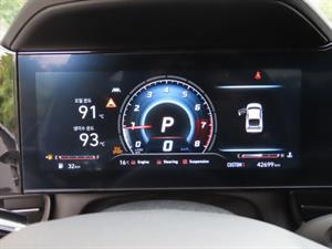 HYUNDAI Avante - Vista 10