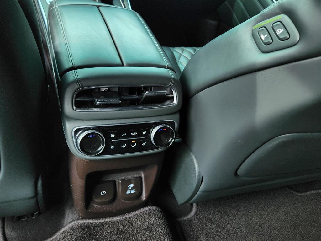 Genesis GV80 - Vista 9