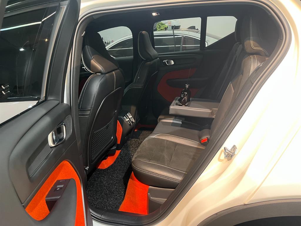 Volvo XC40 - Vista 11