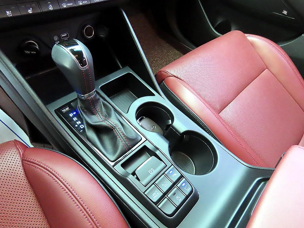 HYUNDAI Tucson - Vista 10