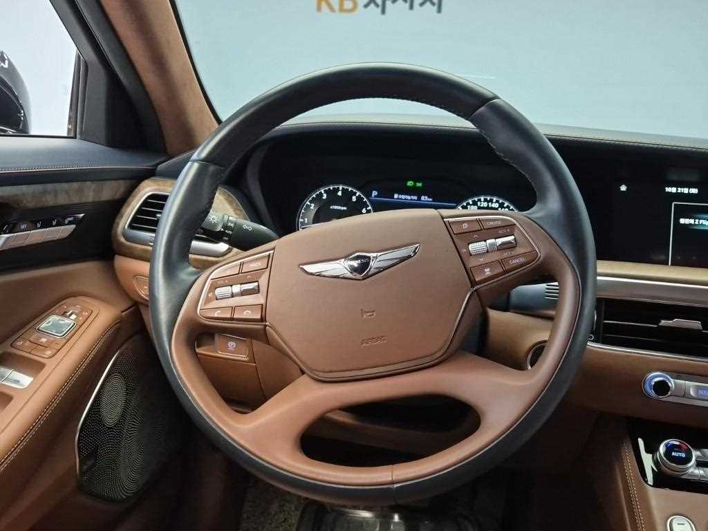 Genesis G90 - Vista 9