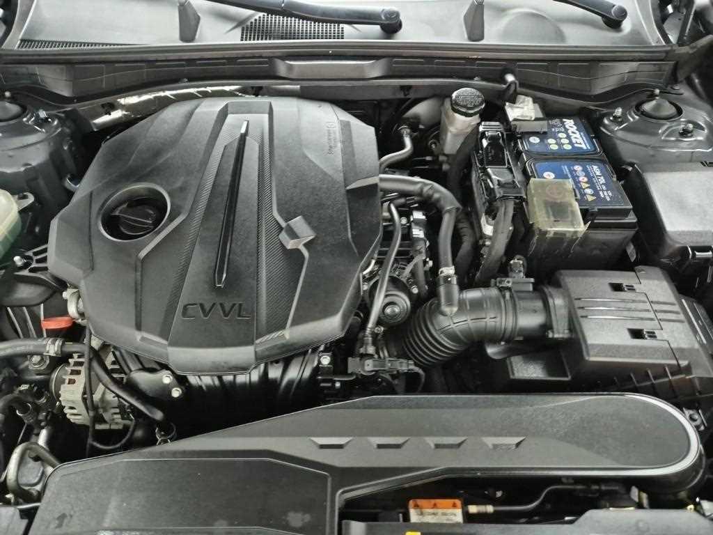 HYUNDAI Sonata - Vista 5